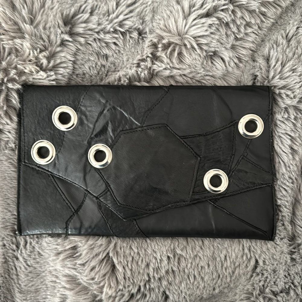 DUTCHESS NY - Black Leather Envelope Clutch